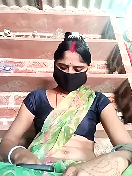 Snapshot of Rajni_chauhan chatting on February 17, 2026, 7:05 am Rajni chauhan online show from February 17, 2026, 7:05 am