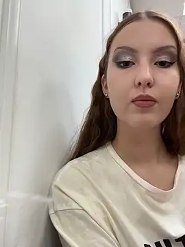 Snapshot of ReginaNyx chatting on November 28, 2025, 4:23 am ReginaNyx online show from November 28, 2025, 4:23 am