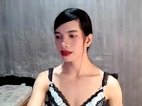 stella-kate online show from October 17, 2025, 5:33 am