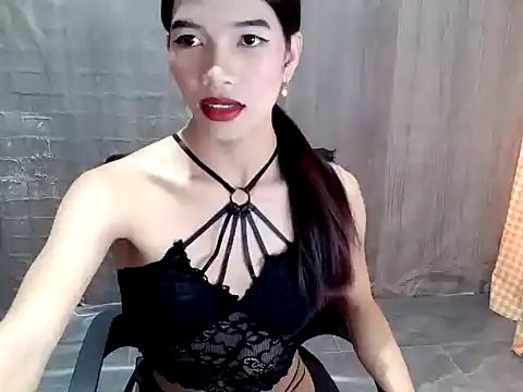 stella-kate online show from October 27, 2025, 3:07 am