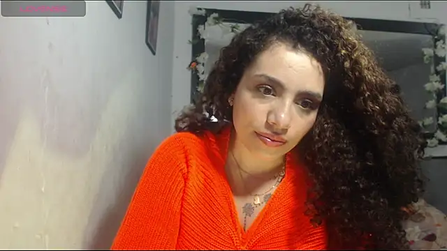 Snapshot of m_zoee chatting on November 24, 2025, 3:28 am m zoee online show from November 24, 2025, 3:28 am