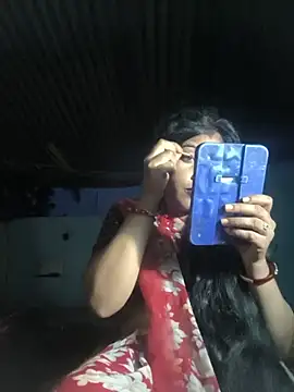 Snapshot of Ragni_bhargav chatting on July 19, 2026, 2:03 pm Ragni bhargav online show from July 19, 2026, 2:03 pm