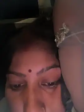 Snapshot of Ragni_bhargav chatting on July 14, 2026, 9:43 pm Ragni bhargav online show from July 14, 2026, 9:43 pm