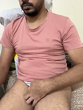 Handsome8677 online show from November 17, 2025, 8:40 am