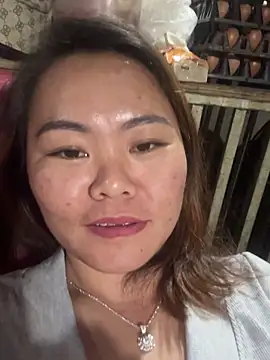 Snapshot of panda-bae chatting on October 15, 2025, 12:46 pm panda-bae online show from October 15, 2025, 12:46 pm