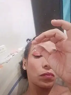 Teressa Love online show from November 13, 2025, 11:36 am