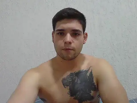 Zure-xxx online show from November 12, 2025, 6:56 pm