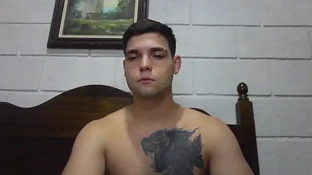 Zure-xxx online show from May 19, 2026, 2:51 am