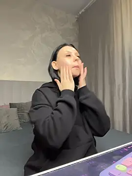 ChloeBrut online show from May 13, 2026, 11:56 pm