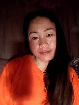 Snapshot of Spring-mky chatting on February 13, 2026, 8:31 pm Spring-mky online show from February 13, 2026, 8:31 pm