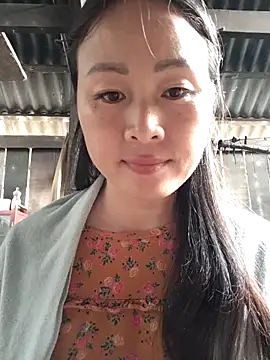 Spring-mky online show from October 31, 2025, 4:09 am