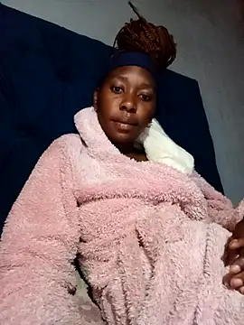 sexysmalldaily04 online show from October 30, 2025, 7:28 am