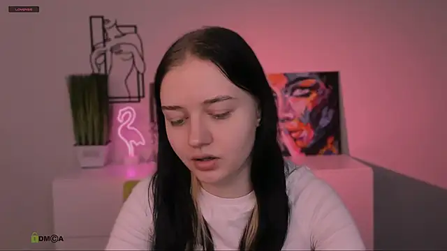 miki ti online show from November 16, 2025, 9:36 am