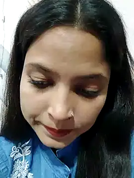 Snapshot of Anshika1431 chatting on November 11, 2025, 1:28 pm Anshika1431 online show from November 11, 2025, 1:28 pm