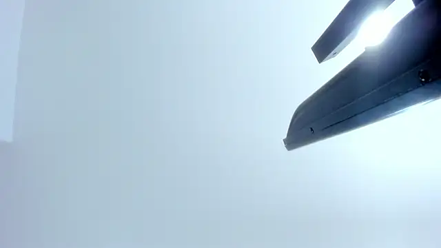 chloeerusso online show from November 5, 2025, 1:14 pm