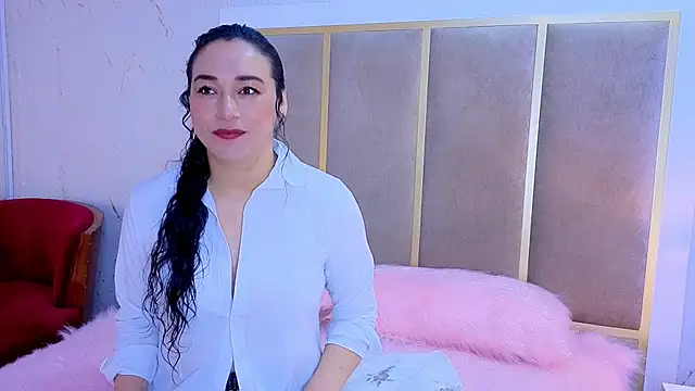 Elizabeth bennett 6 online show from November 12, 2025, 11:47 am