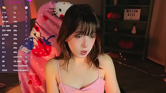 Snapshot of Soffi_Toffi chatting on December 3, 2025, 10:25 am Soffi Toffi online show from December 3, 2025, 10:25 am