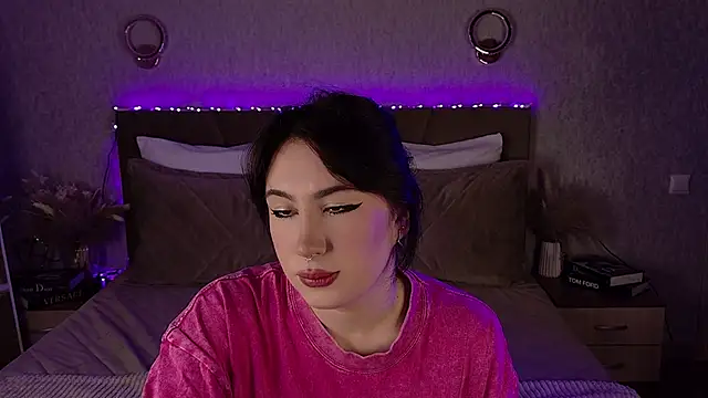 Snapshot of Busty_Lina chatting on October 18, 2025, 5:09 am Busty Lina online show from October 18, 2025, 5:09 am