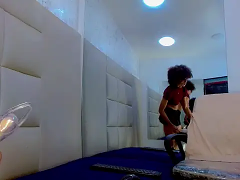 WinnyBarness online show from October 30, 2025, 1:59 am