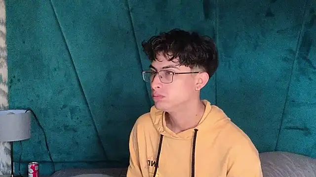 Aaron Eze online show from March 15, 2026, 12:56 pm