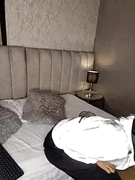 Aaron Eze online show from January 13, 2026, 9:08 pm