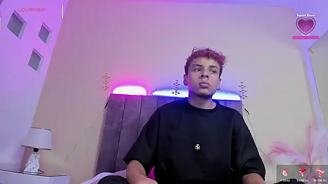 Xavier Fox    online show from February 13, 2026, 7:58 pm