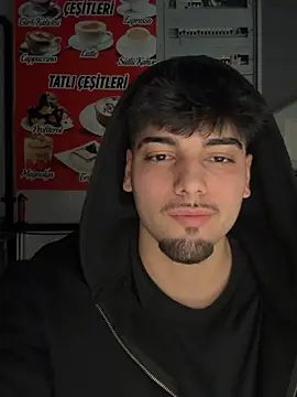 emir343475 online show from April 3, 2026, 9:10 pm