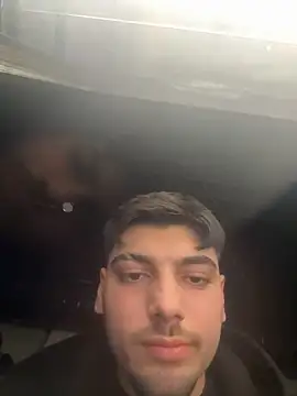 emir343475 online show from October 15, 2025, 8:28 pm