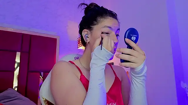 moon winy online show from March 23, 2026, 11:43 am