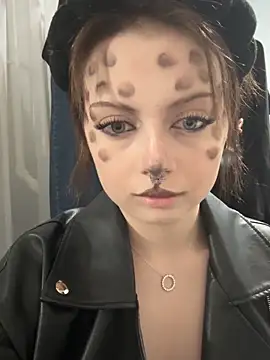 Snapshot of AnmiXHot chatting on October 21, 2025, 4:50 pm AnmiXHot online show from October 21, 2025, 4:50 pm