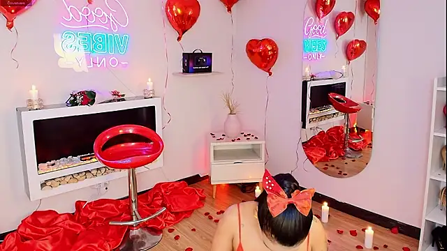 Miss koko  online show from February 15, 2026, 3:51 am