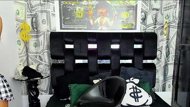 Latin Doll13 online show from November 6, 2025, 7:56 am