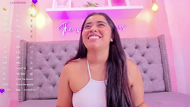 Sophiia 77 online show from December 19, 2025, 10:34 pm