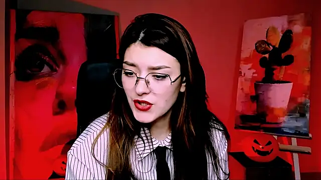 AnaSteisher online show from October 30, 2025, 2:25 pm