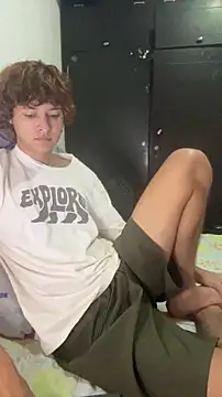 Snapshot of JoelnClouds chatting on February 13, 2026, 10:54 pm JoelnClouds online show from February 13, 2026, 10:54 pm