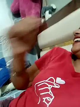 Snapshot of Vanshika1432 chatting on November 13, 2025, 7:29 pm Vanshika1432 online show from November 13, 2025, 7:29 pm