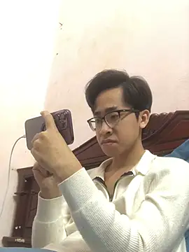 Snapshot of liamhn2k4 chatting on February 19, 2026, 1:08 pm liamhn2k4 online show from February 19, 2026, 1:08 pm