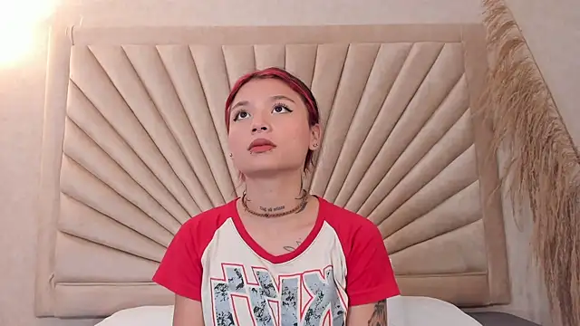 Emma duff online show from November 4, 2025, 11:58 am