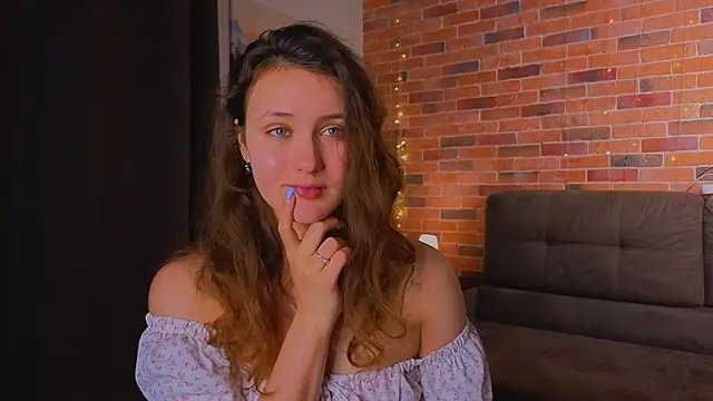 FoxFever online show from March 21, 2026, 5:19 am