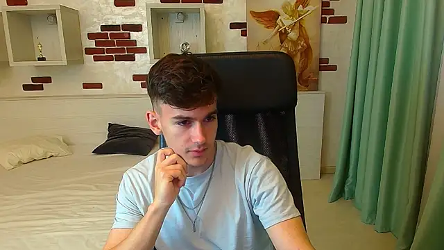 Snapshot of BradyFlint chatting on November 13, 2025, 5:22 am BradyFlint online show from November 13, 2025, 5:22 am