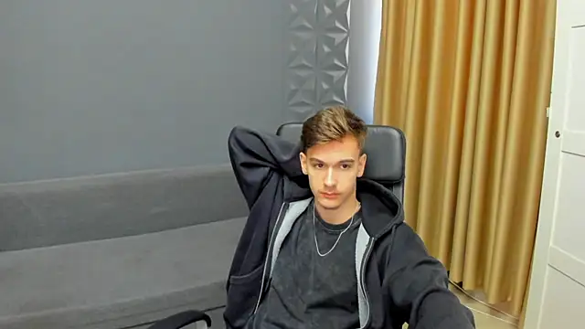 BradyFlint online show from April 15, 2026, 4:18 am