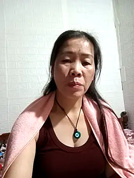 tabby-cat11 online show from November 20, 2025, 6:08 pm