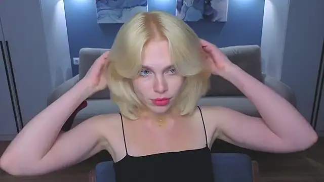 Snapshot of Maya_Morrow chatting on October 16, 2025, 6:49 pm Maya Morrow online show from October 16, 2025, 6:49 pm