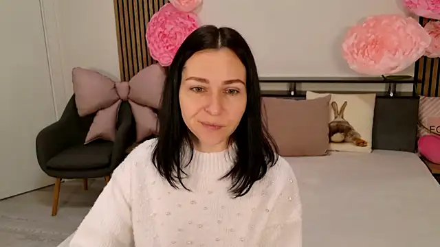 DitaNoir online show from February 9, 2026, 7:17 am