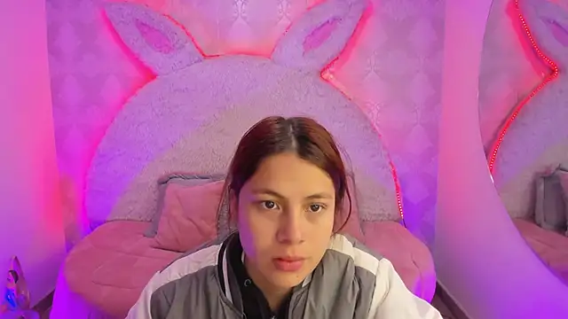 Snapshot of valentina_clk chatting on February 14, 2026, 1:11 pm valentina clk online show from February 14, 2026, 1:11 pm