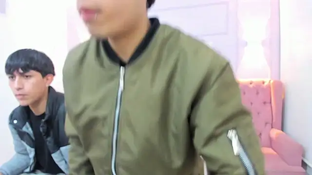 Snapshot of hoot_booys_ chatting on January 15, 2026, 9:18 pm hoot booys online show from January 15, 2026, 9:18 pm