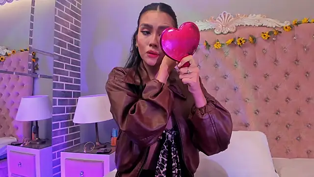 TanyaBello online show from February 25, 2026, 5:07 am