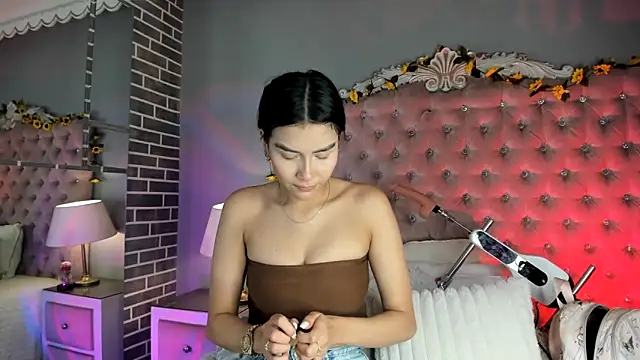 Snapshot of TanyaBello chatting on June 12, 2026, 4:10 am TanyaBello online show from June 12, 2026, 4:10 am