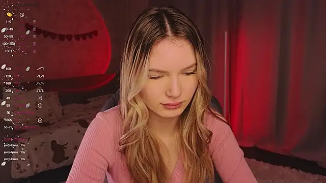 Snapshot of EvelynSin chatting on November 2, 2025, 11:04 am EvelynSin online show from November 2, 2025, 11:04 am