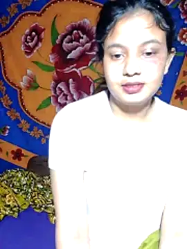 sexylive1100 online show from November 28, 2025, 5:46 pm